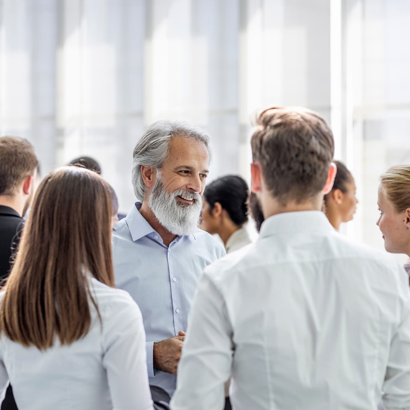 ExecutiveLeadershipNetwork_Hero_Photo